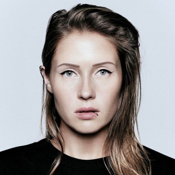 Charlotte De Witte Revives Scoop’s 90S Floor-Filler ‘Drop It’ With A Fresh Rework, Out August 7 On Her Époque Imprint 1 Charlottedewitte Fb 588X588 2