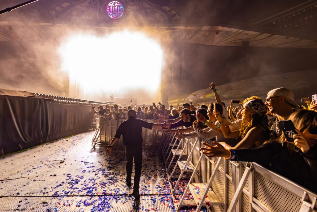 PADRE GUILHERME CLOSED THE MAIN STAGE AT UNTOLD FESTIVAL IN ROMANIA 1 PG UNTOLD photo by @martasantosvisuals 0085 copia